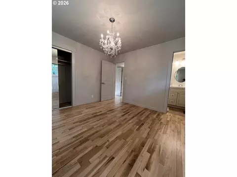 Bedroom - 4189 SW Perkins Ave, Pendleton, OR 97801 photo 1 of 4
