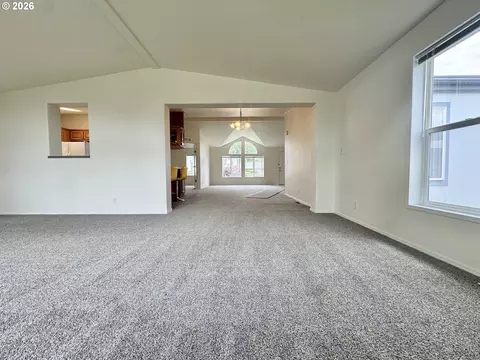 962 Rainbow Dr, Springfield, OR 97477 photo 29