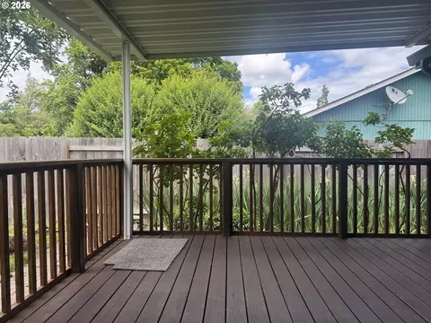 962 Rainbow Dr, Springfield, OR 97477 photo 33