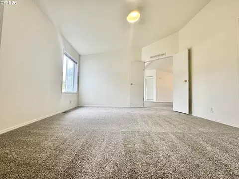 962 Rainbow Dr, Springfield, OR 97477 photo 7