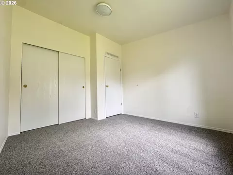 962 Rainbow Dr, Springfield, OR 97477 photo 22