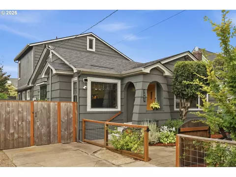 3405 NE 14th Ave, Portland, OR 97212