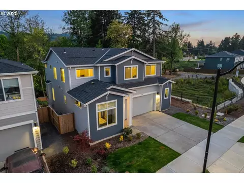 17446 SW Wapato Island Dr, Sherwood, OR 97140