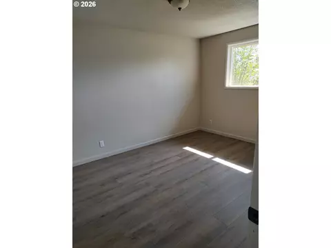 Bedroom - 778 V St, Springfield, OR 97477 photo 1 of 3