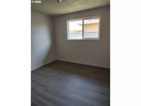 Other - 778 V St, Springfield, OR 97477 photo 3 of 4
