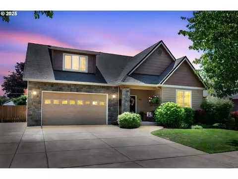 951 S St, Springfield, OR 97477 photo 1