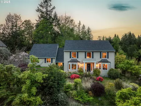 4010 Shasta View St, Eugene, OR 97405