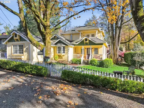 7040 SW 31st Ave, Portland, OR 97219
