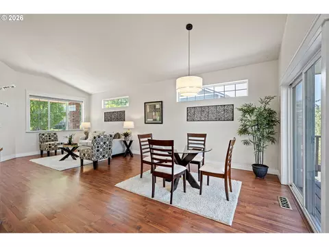 Dining - 3466 Ambleside Dr, Springfield, OR 97477 photo 1 of 1
