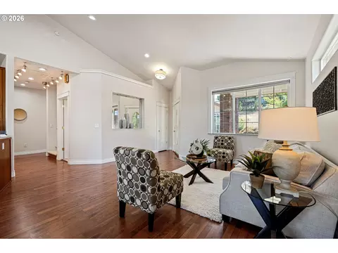 Living - 3466 Ambleside Dr, Springfield, OR 97477 photo 2 of 8
