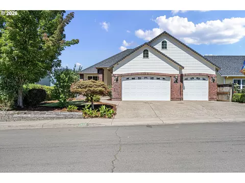 Exterior - 3466 Ambleside Dr, Springfield, OR 97477 photo 2 of 9