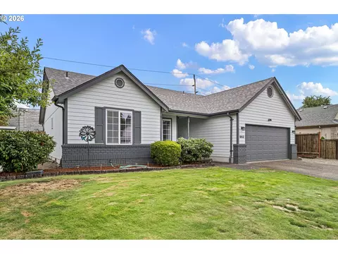 Exterior - 963 Marquet Way, Eugene, OR 97401 photo 9 of 10