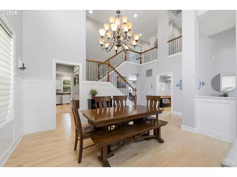 Dining - 2230 Turnberry Ct, Eugene, OR 97401 photo 2 of 2
