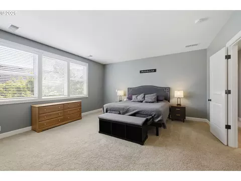 Bedroom - 2230 Turnberry Ct, Eugene, OR 97401 photo 1 of 4