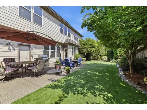 Exterior - 2230 Turnberry Ct, Eugene, OR 97401 photo 6 of 6