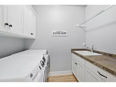Other - 2230 Turnberry Ct, Eugene, OR 97401 photo 12 of 13