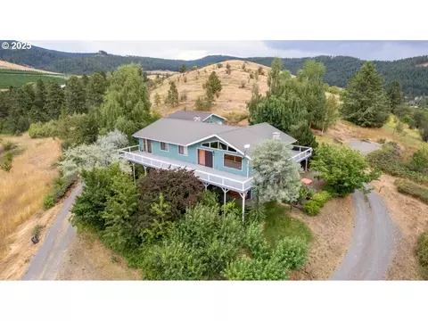 67852 Ruth Ln, Cove, OR 97824