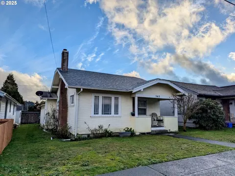 563 Johnson Ave, Coos Bay, OR 97420