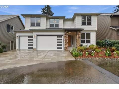 18511 NE 26th Dr, Vancouver, WA 98684