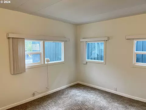 85313 Glenada Rd, Florence, OR 97439 photo 27