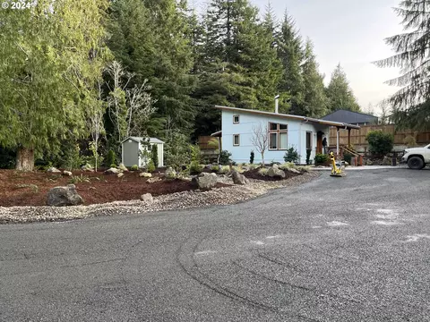 85313 Glenada Rd, Florence, OR 97439 photo 32