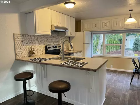 85313 Glenada Rd, Florence, OR 97439 photo 20