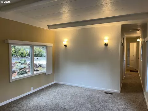 85313 Glenada Rd, Florence, OR 97439 photo 17
