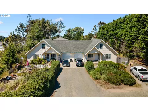 1123 S Morrison St, Coos Bay, OR 97420