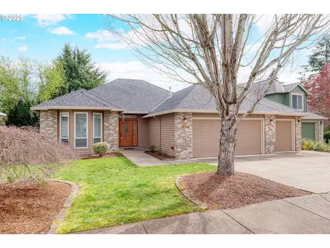 18258 SW Mcconnell Ct, Sherwood, OR 97140