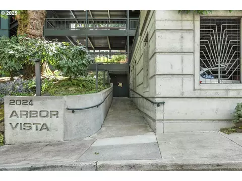 2024 SW Howards Way #502, Portland, OR 97201