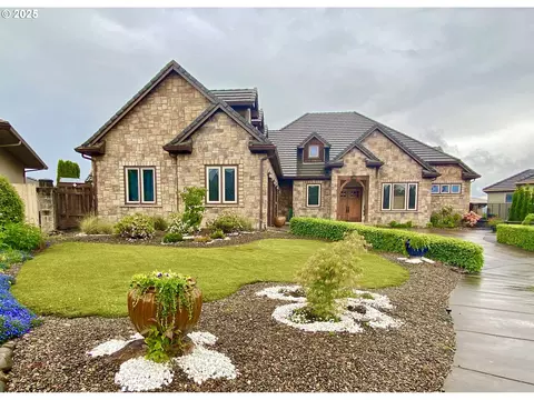 625 St Andrews Loop, Creswell, OR 97426