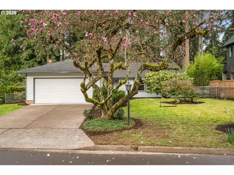 19135 Red Wing Ct, Lake Oswego, OR 97035