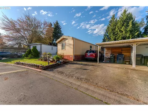 4900 Royal Ave #32, Eugene, OR 97402 photo 4