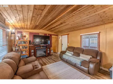 4900 Royal Ave #32, Eugene, OR 97402 photo 8