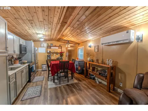 4900 Royal Ave #32, Eugene, OR 97402 photo 13