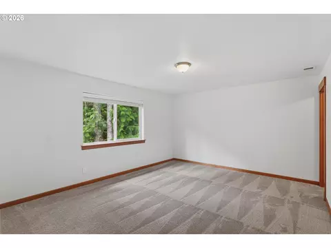 Bedroom - 69468 E Rolling Green Ct, Welches, OR 97067 photo 2 of 2