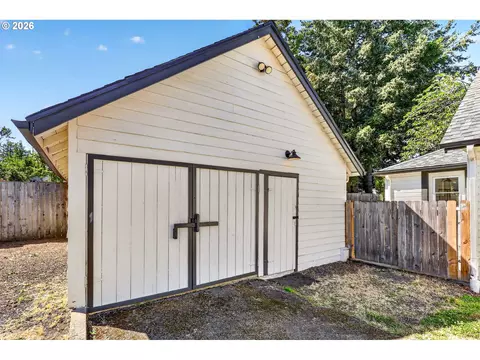 Other - 4520 SE Chase Rd, Gresham, OR 97080 photo 7 of 10