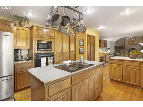 5400 SE Chase Rd, Gresham, OR 97080 photo 11