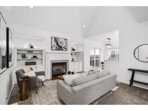 Living - 3461 Merryvale Rd, Eugene, OR 97404 photo 1 of 4