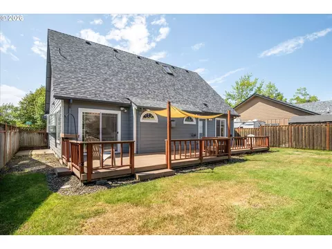 Exterior - 3461 Merryvale Rd, Eugene, OR 97404 photo 6 of 10