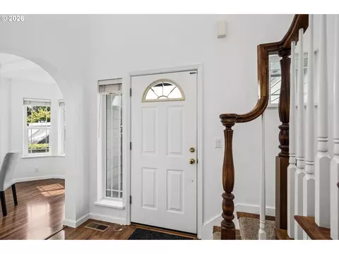 Entry Way - 3461 Merryvale Rd, Eugene, OR 97404 photo 1 of 3