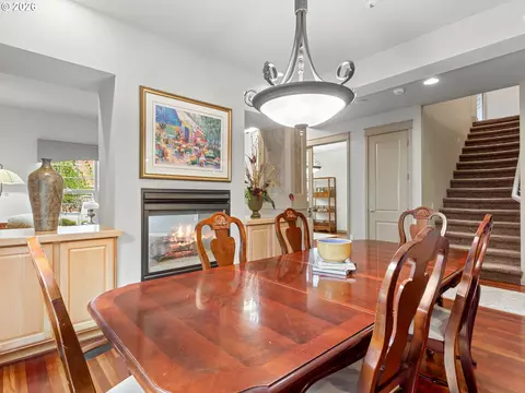 Dining - 19913 SE 8th Way, Camas, WA 98607 photo 2 of 4