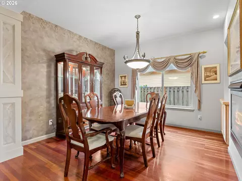 Dining - 19913 SE 8th Way, Camas, WA 98607 photo 1 of 4