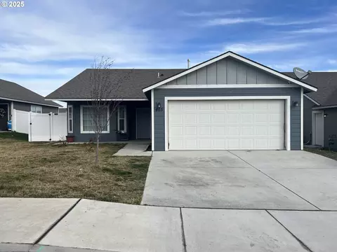 403 Cartwright Ave, Umatilla, OR 97882