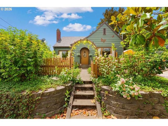 548 N Lombard St, Portland, OR 97217