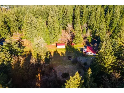17122 S Burk Rd, Beavercreek, OR 97004