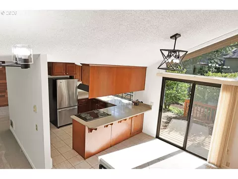Kitchen - 2663 E Wilshire Dr, Eugene, OR 97405 photo 6 of 6