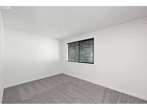 Bedroom - 2663 E Wilshire Dr, Eugene, OR 97405 photo 1 of 5