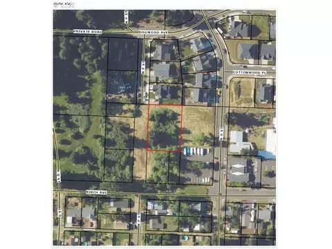 P St, Cottage Grove, OR 97424