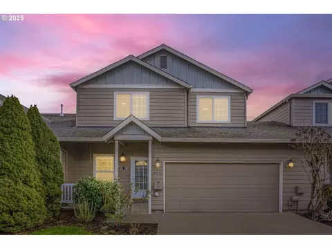 616 E Camden Ln, Newberg, OR 97132